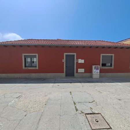 Beach House Espinho  Bagian luar foto